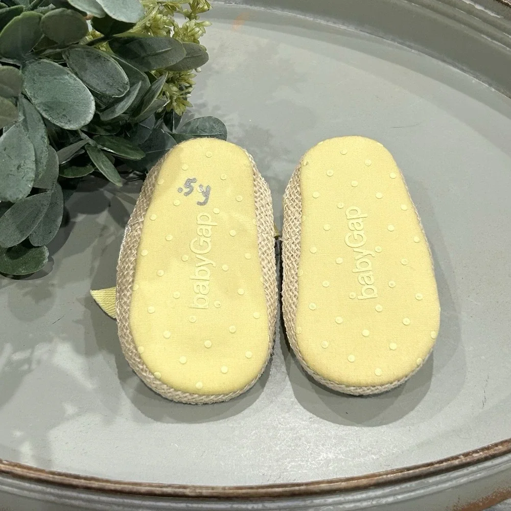 Baby Gap Vintage Infant‎ Girls Yellow Espadrille Crib Shoes Size 0-3 Months
